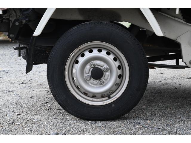 ハイゼットトラック スタンダード　ユーザー買取　幌付き　５速マニュアル車　ＥＴＣ　キー２本　走行３３５２５ｋｍ　エアコン　パワステ　チューナー　幌車　車検２年受渡（32枚目）