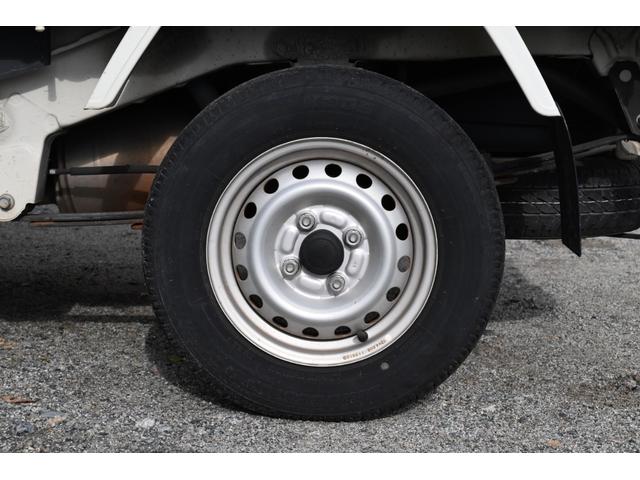 ハイゼットトラック スタンダード　ユーザー買取　幌付き　５速マニュアル車　ＥＴＣ　キー２本　走行３３５２５ｋｍ　エアコン　パワステ　チューナー　幌車　車検２年受渡（34枚目）