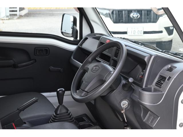 ハイゼットトラック スタンダード　ユーザー買取　幌付き　５速マニュアル車　ＥＴＣ　キー２本　走行３３５２５ｋｍ　エアコン　パワステ　チューナー　幌車　車検２年受渡（38枚目）