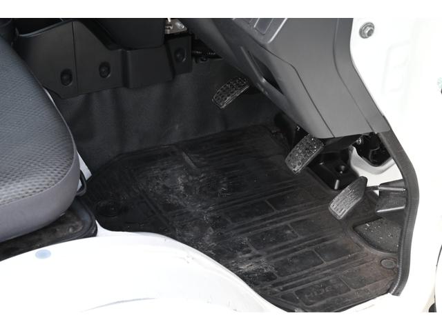 ハイゼットトラック スタンダード　ユーザー買取　幌付き　５速マニュアル車　ＥＴＣ　キー２本　走行３３５２５ｋｍ　エアコン　パワステ　チューナー　幌車　車検２年受渡（42枚目）