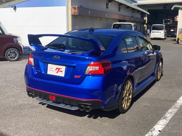 ＷＲＸ ＳＴＩ ＥＪ２０　ファイナルエディション　フルパッケージ　５５５限定車　ナビゲーション　フルセグＴＶ　バックカメラ　スマートキー　プッシュスタート　ＥＴＣ　１９インチアルミホイール　ウインカーミラー　シートヒーター　パワーシート　ＳＴＩレカロシート（6枚目）