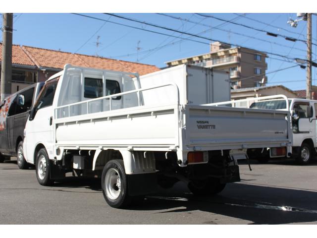 バネットトラック ロングスーパーローＤＸ　ＰＳ　ＰＷ　ＡＴ　３人乗り　ロング　積載１０００ｋｇ　あおり欄干（取外可）　新免許運転可（4枚目）