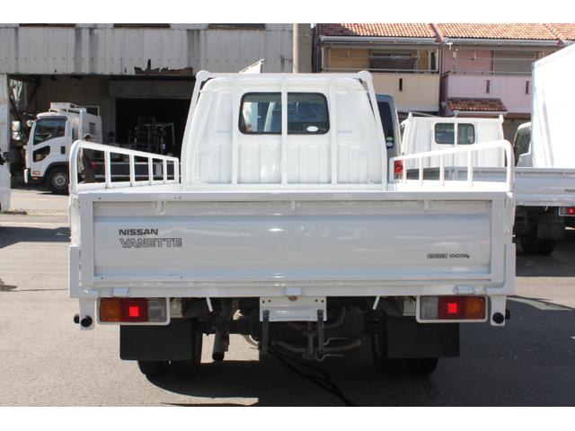 バネットトラック ロングスーパーローＤＸ　ＰＳ　ＰＷ　ＡＴ　３人乗り　ロング　積載１０００ｋｇ　あおり欄干（取外可）　新免許運転可（5枚目）