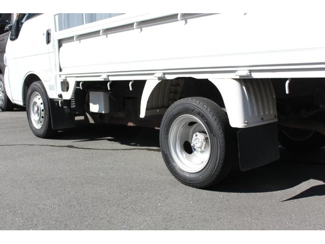 バネットトラック ロングスーパーローＤＸ　ＰＳ　ＰＷ　ＡＴ　３人乗り　ロング　積載１０００ｋｇ　あおり欄干（取外可）　新免許運転可（21枚目）