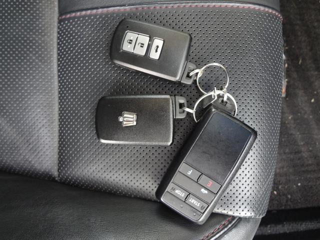 クラウンハイブリッド アスリートＧ　ナビ　フルセグ　Ｂｌｕｅｔｏｏｔｈ　Ｂカメラ　ＥＴＣ　サンルーフ　革シート　Ｐシート　シートヒータークーラー　ＢＳＭ　Ｄレコ　衝突軽減ブレーキ　ＬＥＤヘッドライト　アルミ（23枚目）