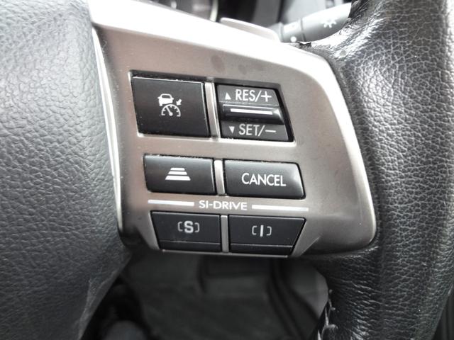 衝突軽減ブレーキ　追随機能付きオートクルーズ