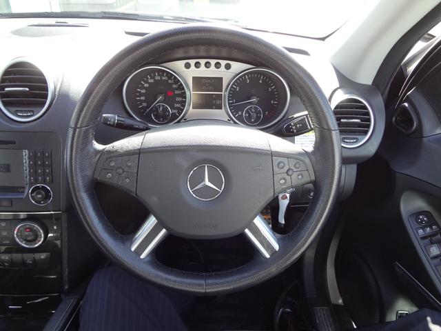 Mクラス ML350 4マチック ナビディスク無し バックカメラ ETC HID アルミ シートヒーター パワーシート クルーズコントロール サンルーフ パワーバックドア 4WD(13枚目)