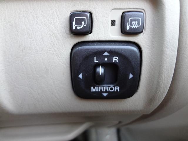 クラウン ロイヤルサルーン　プレミアム　ナビ　フルセグＴＶ　ＥＴＣ　前後ドライブレコーダー　パワーシート　クルーズコントロール　ＨＩＤ　アルミ　キーレス（10枚目）