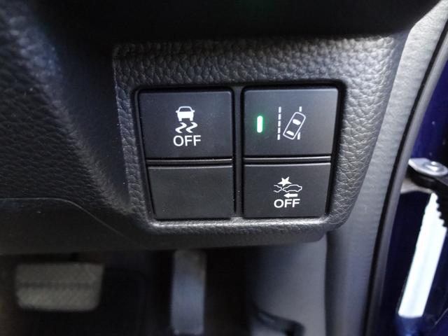 Ｎ－ＢＯＸカスタム 　ナビ　フルセグＴＶ　Ｂｌｕｅｔｏｏｔｈ　バックカメラ　ＥＴＣ　前後ドライブレコーダー　シートヒーター　両側電動ドア　ＬＥＤヘッドライト　アルミ　衝突軽減ブレーキ　追随機能付きオートクルーズ　スマートキ（11枚目）