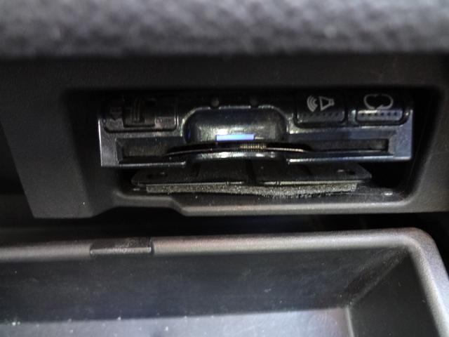 セレナ ハイウェイスター　Ｓ－ハイブリッド　純正ナビ　フルセグＴＶ　Ｂｌｕｅｔｏｏｔｈ　ＥＴＣ　クルーズコントロール　両側電動ドア　スマートキー（11枚目）