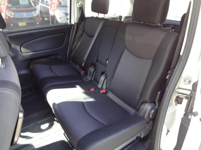 セレナ ハイウェイスター　Ｓ－ハイブリッド　純正ナビ　フルセグＴＶ　Ｂｌｕｅｔｏｏｔｈ　ＥＴＣ　クルーズコントロール　両側電動ドア　スマートキー（16枚目）