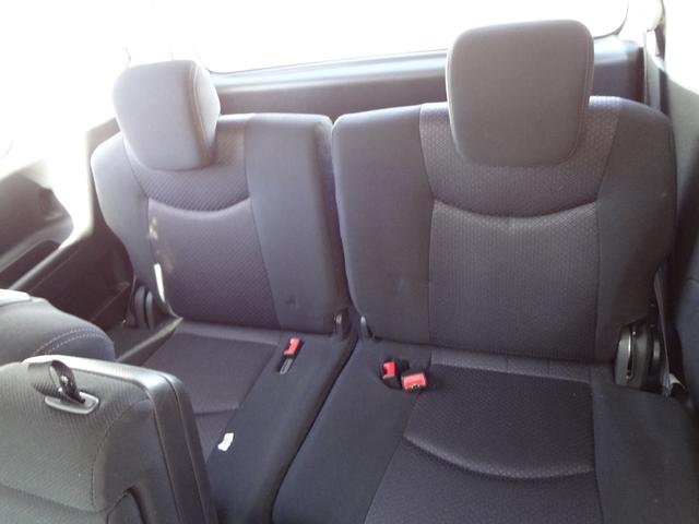 セレナ ハイウェイスター　Ｓ－ハイブリッド　純正ナビ　フルセグＴＶ　Ｂｌｕｅｔｏｏｔｈ　ＥＴＣ　クルーズコントロール　両側電動ドア　スマートキー（17枚目）