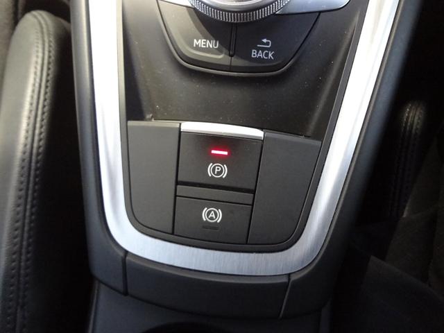 ＴＴクーペ ２．０ＴＦＳＩ　クワトロ　Ｓラインパッケージ　４ＷＤ　Ｓラインパッケージ　バーチャルコックピット　ナビ　フルセグＴＶ　Ｂｌｕｅｔｏｏｔｈ　バックカメラ　ＥＴＣ　ＬＥＤヘッドライト　アルミ　ＢＳＭ　クリアランスソナー　スマートキー（13枚目）