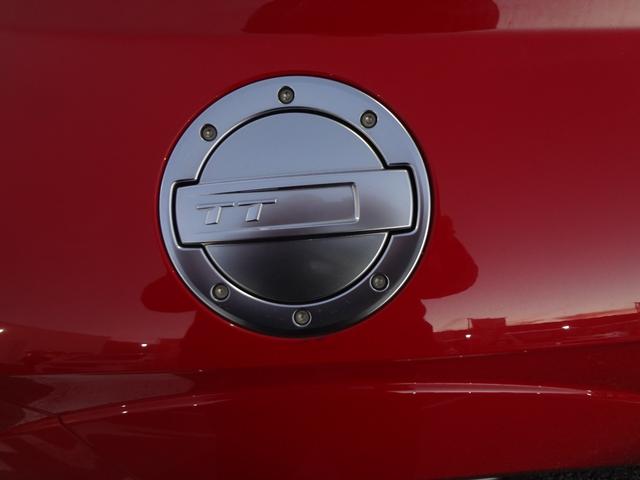 ＴＴクーペ ２．０ＴＦＳＩ　クワトロ　Ｓラインパッケージ　４ＷＤ　Ｓラインパッケージ　バーチャルコックピット　ナビ　フルセグＴＶ　Ｂｌｕｅｔｏｏｔｈ　バックカメラ　ＥＴＣ　ＬＥＤヘッドライト　アルミ　ＢＳＭ　クリアランスソナー　スマートキー（27枚目）