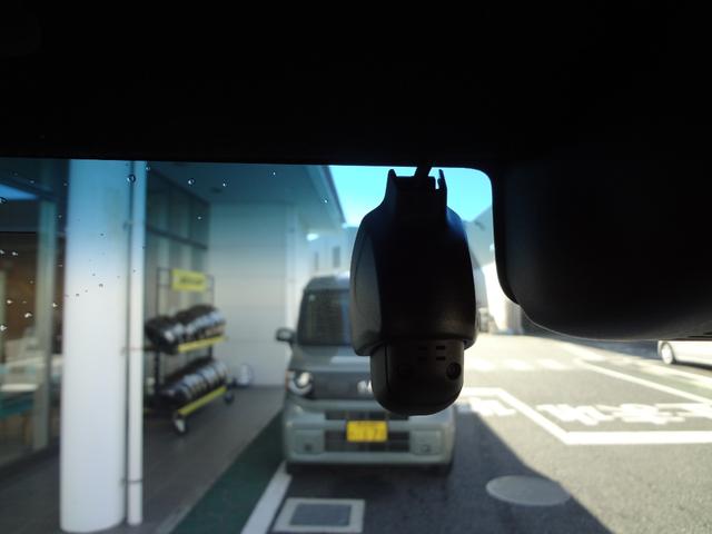 Ｎ－ＢＯＸカスタム 　純正ナビ　フルセグ　Ｂｌｕｅｔｏｏｔｈ　バックカメラ　ＥＴＣ　ナビ連動前後ドライブレコーダー　シートヒーター　両側電動ドア　ＬＥＤ　アルミ　衝突軽減ブレーキ　追随機能付きオートクルーズ　スマートキー（15枚目）