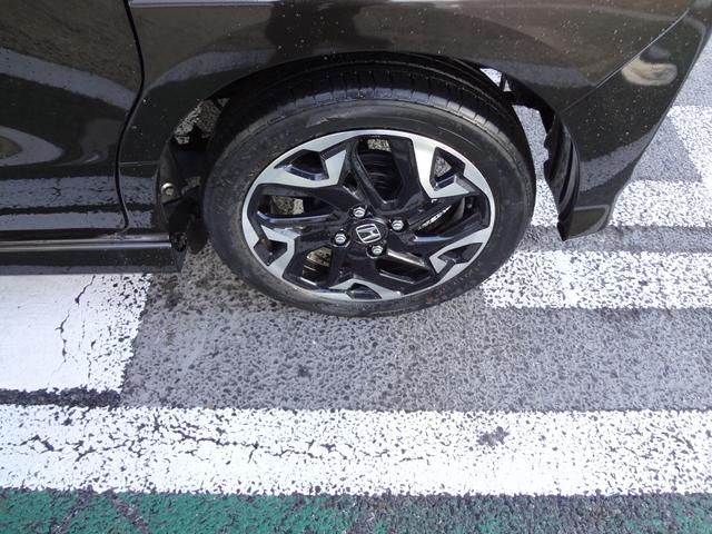 Ｎ－ＢＯＸカスタム 　純正ナビ　フルセグ　Ｂｌｕｅｔｏｏｔｈ　バックカメラ　ＥＴＣ　ナビ連動前後ドライブレコーダー　シートヒーター　両側電動ドア　ＬＥＤ　アルミ　衝突軽減ブレーキ　追随機能付きオートクルーズ　スマートキー（28枚目）