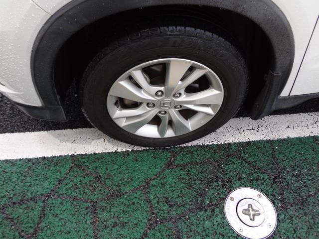 ヴェゼル Ｘ　４ＷＤ　純正８インチナビ　フルセグＴＶ　Ｂｌｕｅｔｏｏｔｈ　バックカメラ　ＥＴＣ　ドライブレコーダー　シートヒーター　クルーズコントロール　ＬＥＤヘッドライト　アルミ　衝突軽減ブレーキ　スマートキー（25枚目）