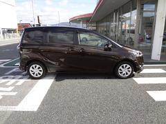 �߸ˤϣ����֤����֤��ʤ��ΤǾ�˿����ʺ߸˼֤�·�äƤޤ��� 3