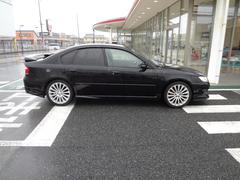 �߸ˤϣ����֤����֤��ʤ��ΤǾ�˿����ʺ߸˼֤�·�äƤޤ��� 3