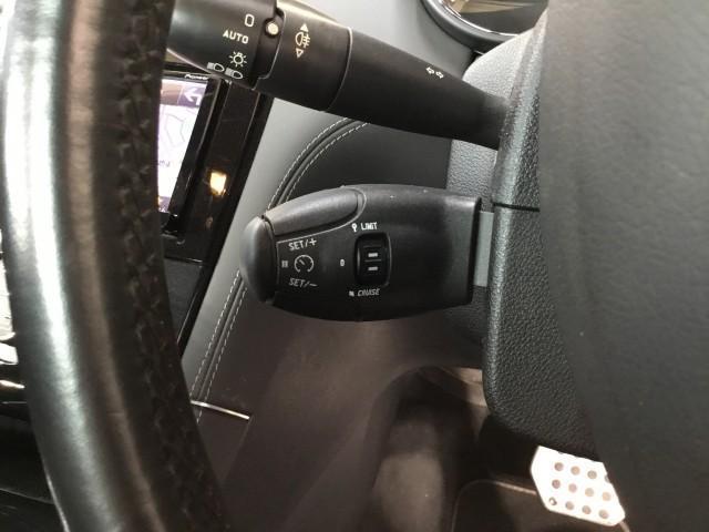 ＲＣＺ カーボンルーフ・パック　黒革・ナビ・フルセグＴＶ・コーナーセンサー・Ｂｌｕｅｔｏｏｔｈ・パワーシート・シートヒーター・クルーズコントロール・ＤＶＤ・ＣＤ・ＥＴＣ・ＨＩＤライト・１９インチアルミホイル・ＬＥＤポジションランプ（22枚目）