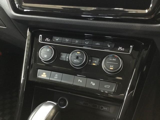 ゴルフトゥーラン ＴＤＩ　ハイライン　追突軽減車７人乗・ナビＴＶ・カープレーアンドロイド対応・後退時軽減ブレーキ・アダクティブクルーズコントロール・フロントアシスト・サイドアシスト・パークアシスト・シートヒーター（21枚目）