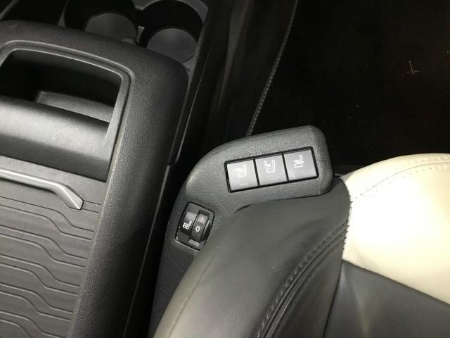 グランドC4 スペースツアラー シャイン ブルーHDi ディーゼル車・7人乗・ガラスルーフ・本革パワーシートヒーター付き・追突軽減車・アクティブクルーズコントロール・ブラインドスポット・コーナーセンサー・ナビTV・360度カメラ・Bluteooth・USB(22枚目)