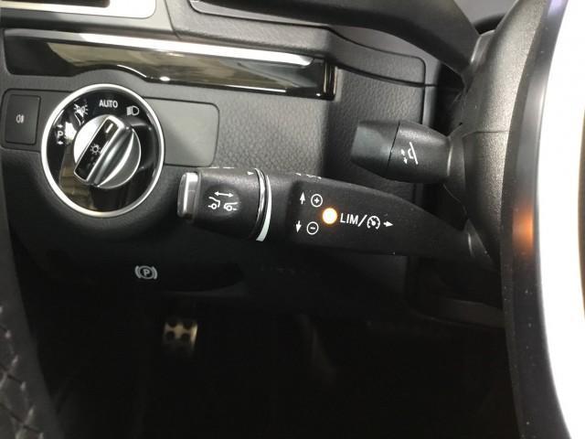 Ｅクラス Ｅ３５０　カブリオレ　左ハンドル・黒革パワーシートヒーターシートエアコン付き・ナビＴＶ・バックカメラ・コーナーセンサー・プレセーフブレーキ・ブラインドスポット・インテリジェントライトシステム・ＬＥＤライ（25枚目）