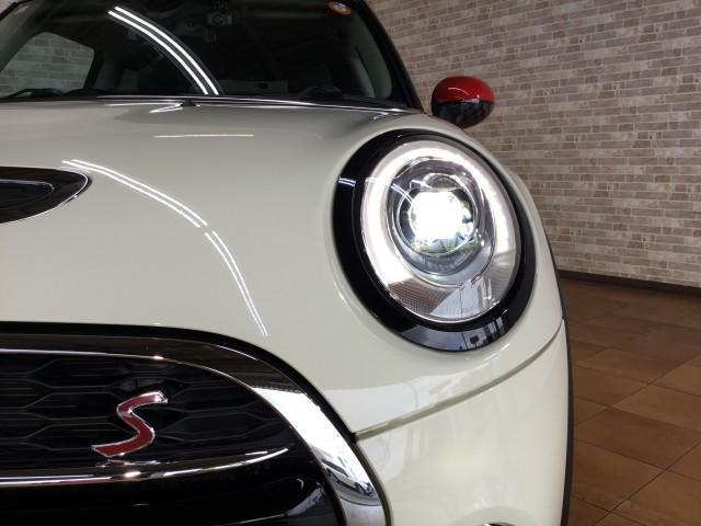 MINI クーパーSD クリーンディーゼル車・JCW18インチアルミホイル・ナビ・Bluetooth・USB・ユニオンジャックパーツアクセサリー・センター二本出しマフラー・LEDライ(15枚目)