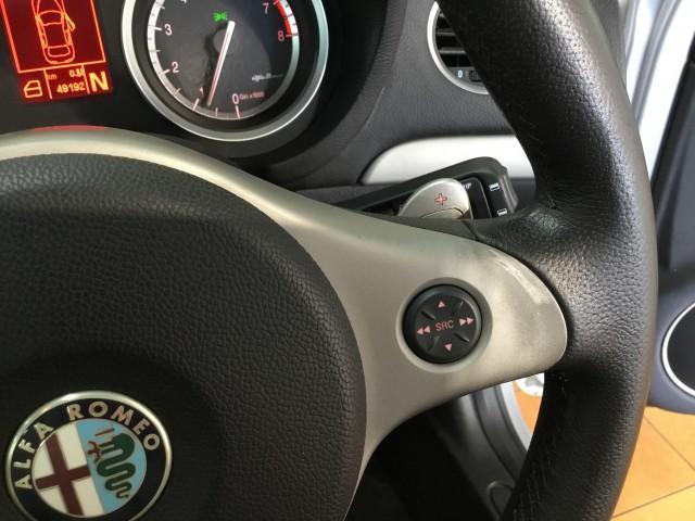 アルファ159スポーツワゴン 2.2 JTS セレスピードプログレッション ブラックレザーシートヒーター・ナビ・TV・DVD再生・CD・ETC・コーナーセンサー・HIDライト・フォグランプ・パドルシフト・3連メーター・プッシュスタート(23枚目)