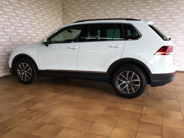 ティグアン TDI 4モーション コンフォートライン ワンオーナー車・クリーンディーゼル車・4WD車・フロントアシスト・追突軽減車・ナビTV・カープレイ対応・360度カメラ・バックカメラ・後退時激突回避車・アダクティブクルーズコントロール・LEDライト(13枚目)