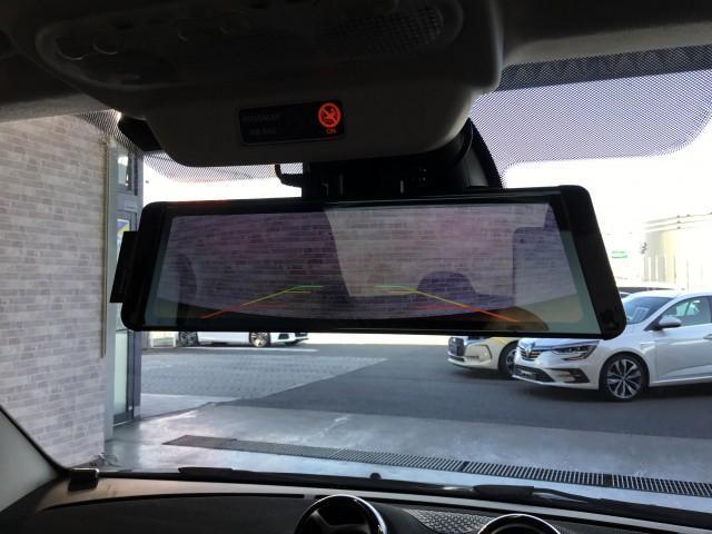 スマートフォーツークーペ ターボ　ガラスルーフ・黒革シートヒーター・クルーズコントロール・追突警告音機能・Ｂｌｕｔｅｏｏｔｈ・ＵＳＢ・デジタルインナーミラー・バックカメラ・コーナーセンサー・ステアングスイッチ・１５インチアルミホイル（10枚目）