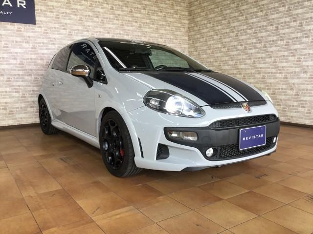 アバルトプント スーパースポーツ　特別仕様車・左ハンドル・６速ミッション・ブレンボキャリパー・スポーツモード・１７インチマッドブラックアルミホイル・ＬＥＤライト・ＬＥＤフォグランプ・純正オーディオ・ＣＤ・デジタルインナーミラー（2枚目）