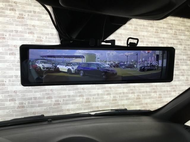 アバルトプント スーパースポーツ　特別仕様車・左ハンドル・６速ミッション・ブレンボキャリパー・スポーツモード・１７インチマッドブラックアルミホイル・ＬＥＤライト・ＬＥＤフォグランプ・純正オーディオ・ＣＤ・デジタルインナーミラー（21枚目）