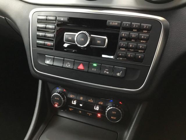 GLAクラス GLA180 スポーツ ワンオーナー車・ハーフレザー・ナビTV・バックカメラ・コーナーセンサー・追突防止アシストプラス・追突軽減車・ディストロニックプラス・ブライドスポット・レーンキーピング・BLUETOOTH・USB(21枚目)