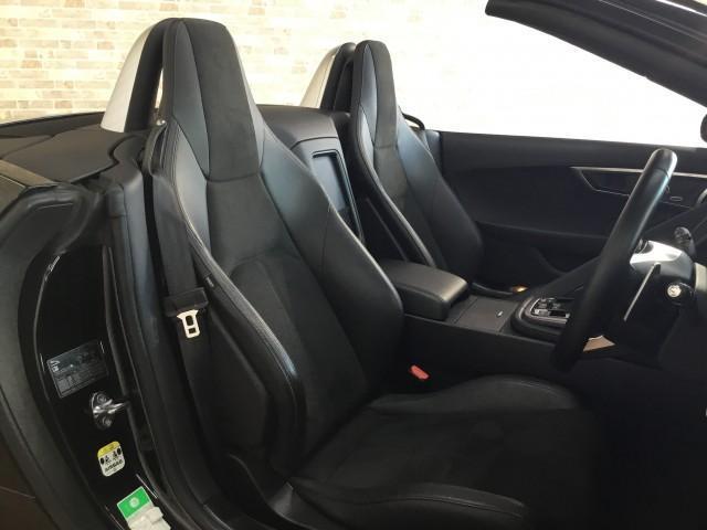 Ｆタイプ コンバーチブル　電動オープンソフトＴＯＰ・ハーフレザーパワーシート・ナビ・フルセグＴＶ・Ｂｌｕｅｔｏｏｔｈ・ＵＳＢ・ＭＥＲＩＤＩＡＮサウンド・コーナーセンサー・ＨＩＤライト・パドルシフト・ステアリングスイッチ（29枚目）