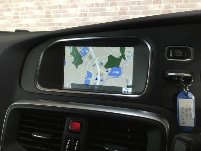 Ｖ４０ Ｔ３　モメンタム　ワンオーナー車・シティーセーティ・追突軽減車・アダクティブクルーズコントロール・ブライドスポット・ナビＴＶ・バックカメラ・コーナーセンサー・ＬＥＤライト・アクティブハイビーム・Ｂｌｕｔｅｏｏｔｈ（20枚目）