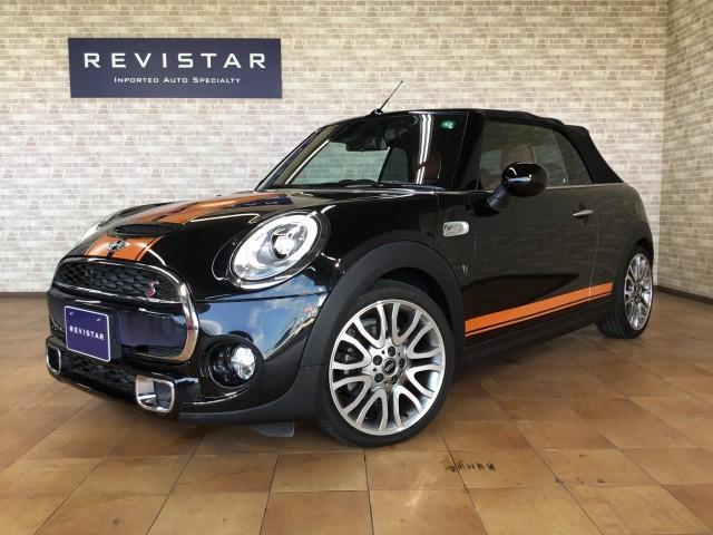 ＭＩＮＩ クーパーＳ　コンバーチブル　ユアーズＰＫＧ・ユアーズ専用ブラウンレーザーシートヒーター付き・ユアーズステアリング・ユアーズ１８インチアルミホイル・ナビ・バックカメラ・コーナーセンサー・ユニオンジャックテール・ＬＥＤライト（2枚目）