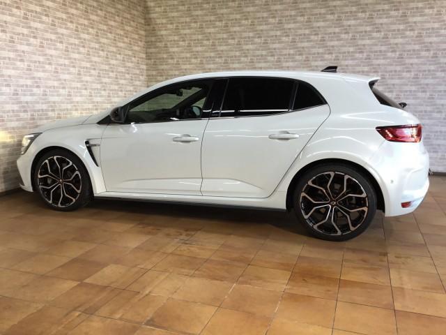 メガーヌ ルノー　スポール　アクティブブレーキ・追突軽減車・ハーフレザーヒーター付き・ナビ・フルセグＴＶ・カープレイ対応・Ｂｌｕｅｔｏｏｔｈ・ＵＳＢ・アダクティブクルーズコントロール・ブライドスポット・バックカメラ（13枚目）