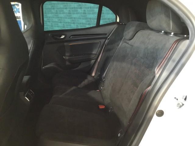 メガーヌ ルノー　スポール　アクティブブレーキ・追突軽減車・ハーフレザーヒーター付き・ナビ・フルセグＴＶ・カープレイ対応・Ｂｌｕｅｔｏｏｔｈ・ＵＳＢ・アダクティブクルーズコントロール・ブライドスポット・バックカメラ（29枚目）