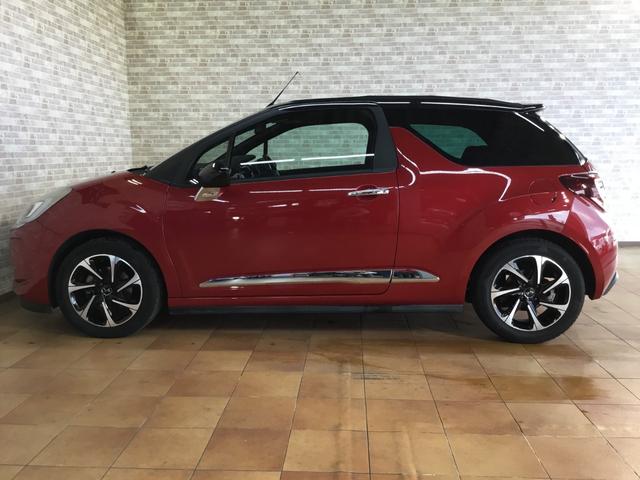 ＤＳ３カブリオ シック　電動オープンソフトＴＯＰ・アクティブシティブレーキ・追突軽減車・クルーズコントロール・ナビ・フルセグＴＶ・Ｂｌｕｅｔｏｏｔｈ・ＵＳＢ・ＣＤ・コーナーセンサー・ＨＩＤライト・デイライト（13枚目）