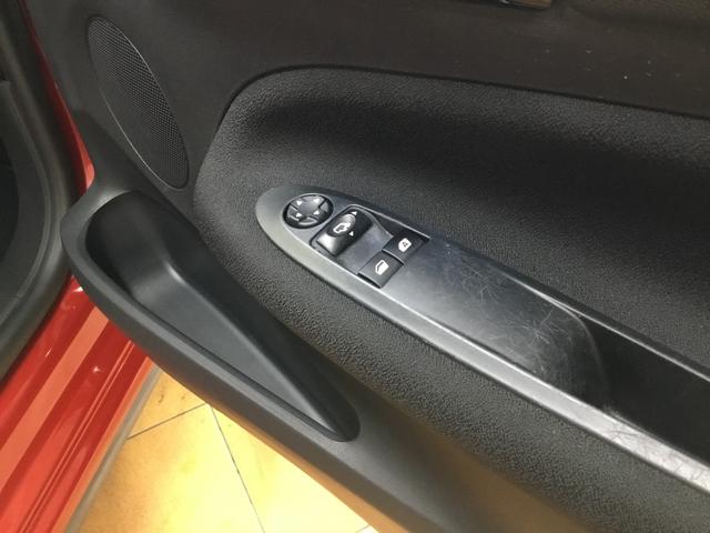 ＤＳ３カブリオ シック　電動オープンソフトＴＯＰ・アクティブシティブレーキ・追突軽減車・クルーズコントロール・ナビ・フルセグＴＶ・Ｂｌｕｅｔｏｏｔｈ・ＵＳＢ・ＣＤ・コーナーセンサー・ＨＩＤライト・デイライト（35枚目）