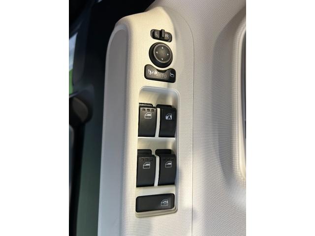 ムーヴキャンバス ストライプスG ナビ ドラレコ シ-トヒ-タ- 電動パーキング 両側電動スライドドア コ-ナ-センサ- プッシュボタンスタ-ト 衝突被害軽減ブレーキ LEDヘッドライト(13枚目)