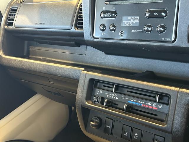 ハイゼットトラック ジャンボＳＡＩＩＩｔ　４ＷＤ　ＣＤオーディオ　衝突被害軽減ブレーキ　荷台ライト　ドラレコ（13枚目）