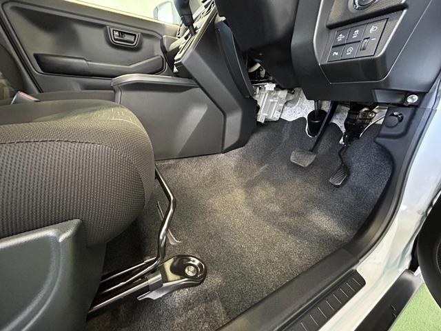 タフト Ｘターボ　ナビ　ドラレコ　ＥＴＣ　衝突被害軽減ブレーキ　コ－ナ－センサ－　アイドリングストップ機能　プッシュボタンスタ－ト　電動パーキング　ＬＥＤヘッドライト（33枚目）