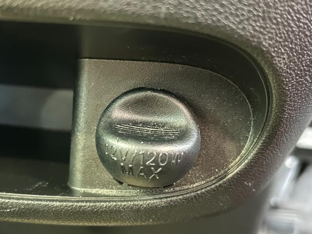 タント カスタムＸ　トップエディションＳＡＩＩＩ　ナビ　片側電動スライドドア　プッシュボタンスタ－ト　オ－トハイビ－ム　アイドリングストップ機能　衝突被害軽減ブレーキ　バックカメラ（10枚目）