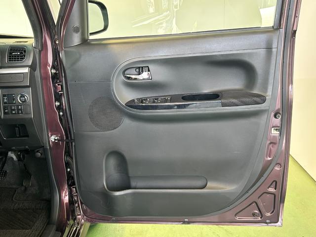 タント カスタムＸ　トップエディションＳＡＩＩＩ　ナビ　片側電動スライドドア　プッシュボタンスタ－ト　オ－トハイビ－ム　アイドリングストップ機能　衝突被害軽減ブレーキ　バックカメラ（35枚目）