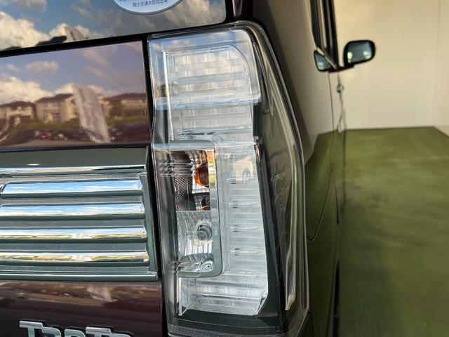 タント カスタムＸ　トップエディションＳＡＩＩＩ　ナビ　片側電動スライドドア　プッシュボタンスタ－ト　オ－トハイビ－ム　アイドリングストップ機能　衝突被害軽減ブレーキ　バックカメラ（45枚目）