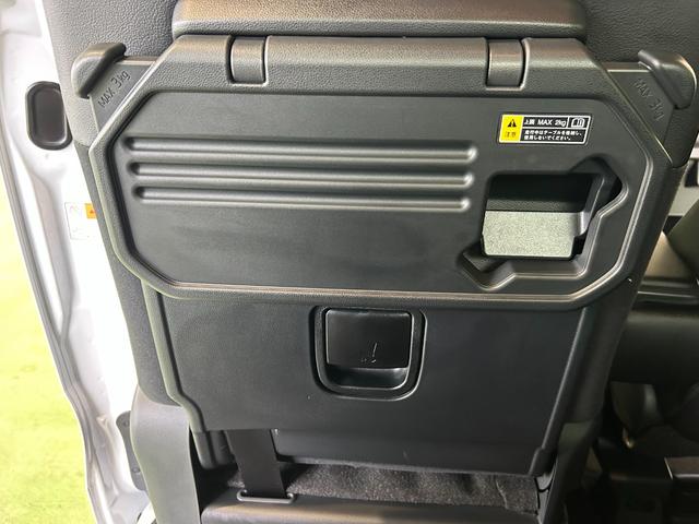 タント カスタムＲＳ　タ－ボ　ディスプレイオーディオ　衝突被害軽減ブレーキ　電動パーキング　プッシュボタンスタ－ト　コ－ナ－センサ－　アイドリングストップ機能　シ－トヒ－タ－　バックカメラ　ＬＥＤヘッドライト（25枚目）