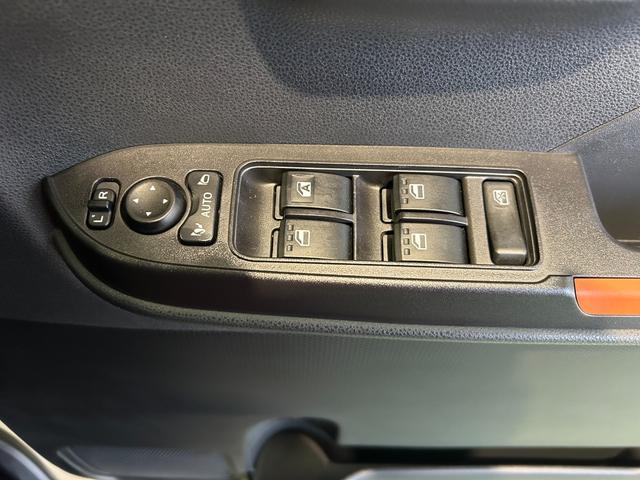 タント ファンクロス　ナビ　ドラレコ　ＥＴＣ　プッシュボタンスタ－ト　両側電動スライドドア　コ－ナ－センサ－　アイドリングストップ機能　衝突被害軽減ブレーキ　パノラマモニタ－（15枚目）