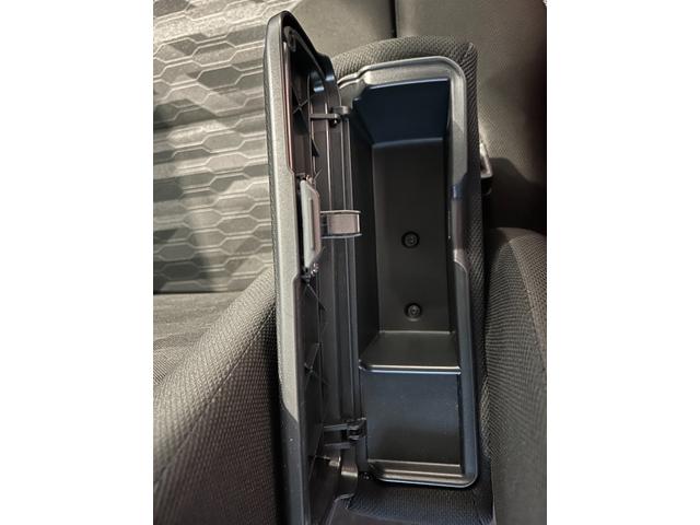 タント ファンクロス　ナビ　ドラレコ　ＥＴＣ　プッシュボタンスタ－ト　両側電動スライドドア　コ－ナ－センサ－　アイドリングストップ機能　衝突被害軽減ブレーキ　パノラマモニタ－（28枚目）